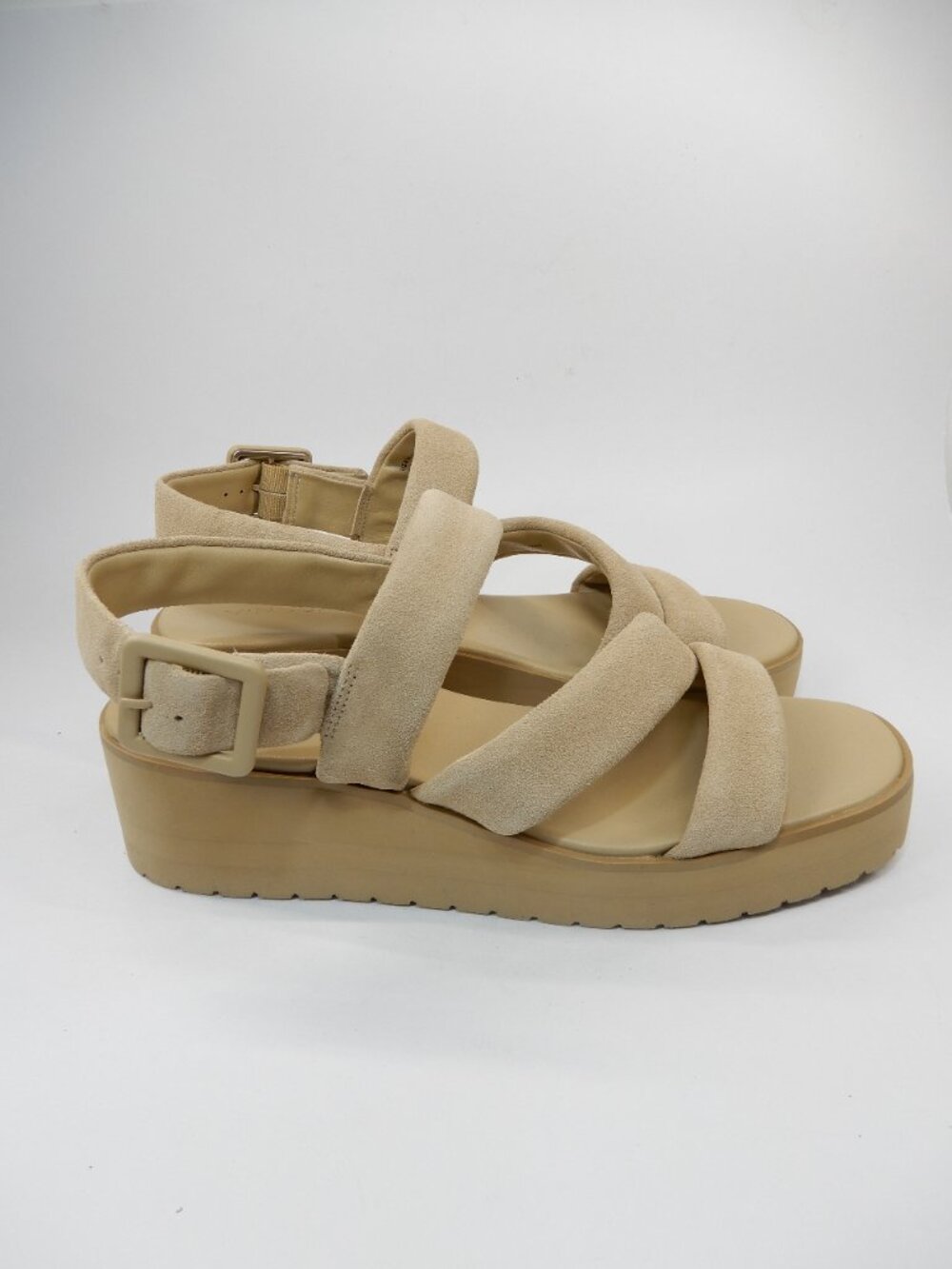 VINCE Skylar Low Wedge Slingback SANDALS Size 8.5 Nude Beige Suede NEW $280 - Picture 6 of 16